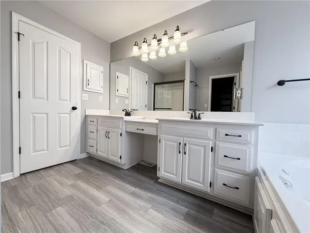 $440,000 | 1517 Johnston Drive, Raymore, MO 64083