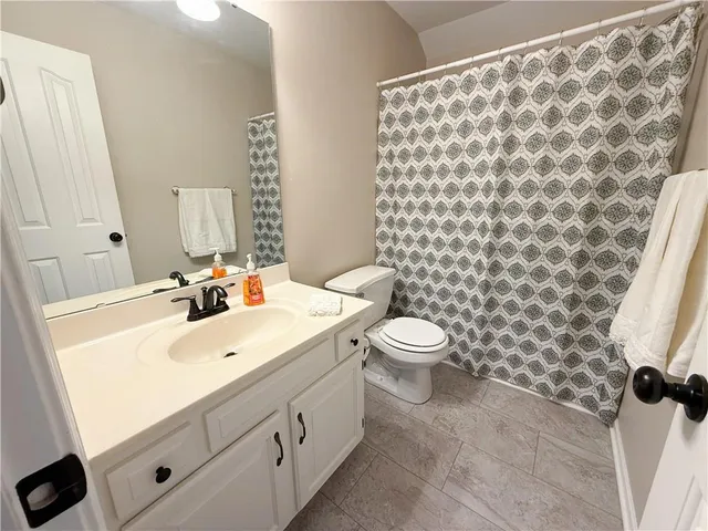 $445,000 | 1517 Johnston Drive, Raymore, MO 64083