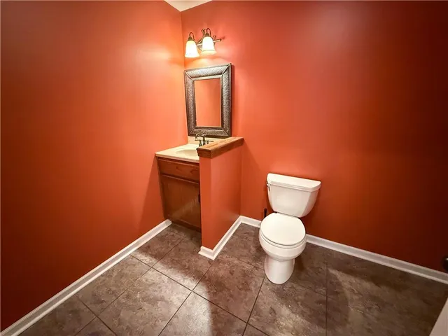 $440,000 | 1517 Johnston Drive, Raymore, MO 64083