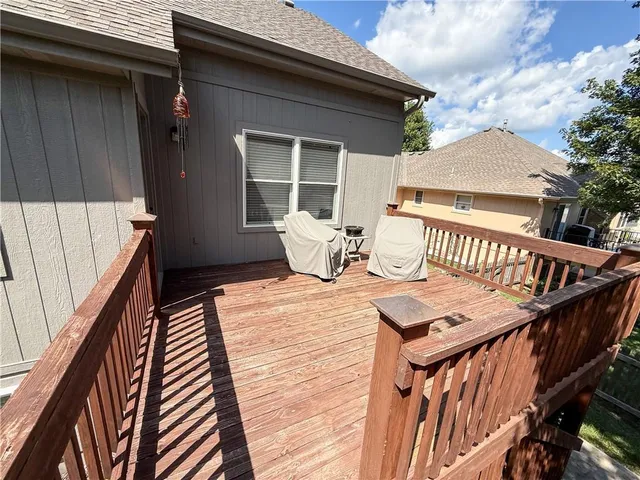 $440,000 | 1517 Johnston Drive, Raymore, MO 64083