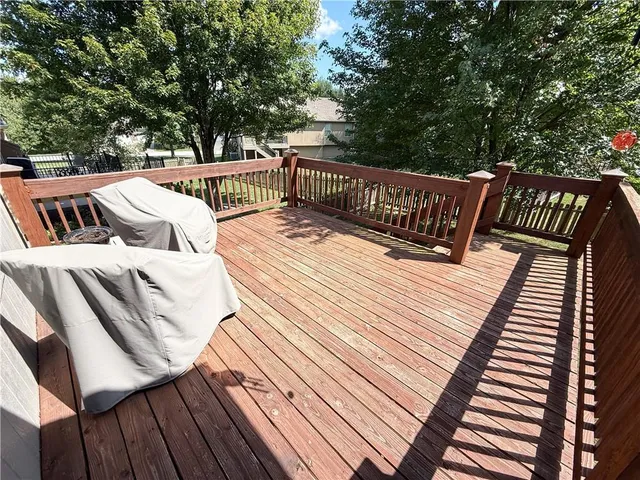 $445,000 | 1517 Johnston Drive, Raymore, MO 64083