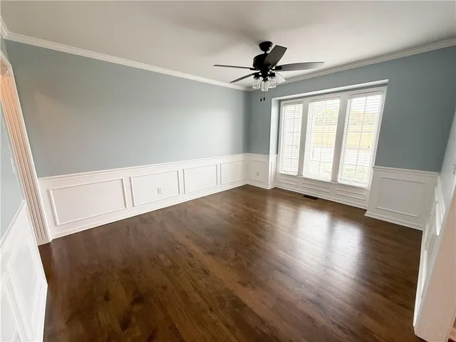 $440,000 | 1517 Johnston Drive, Raymore, MO 64083