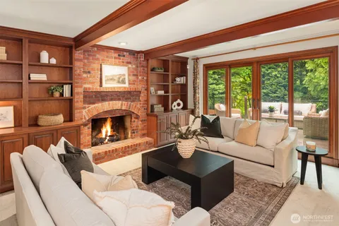 $2,495,000 | 18138 Northeast 130th Place, Redmond, WA 98052