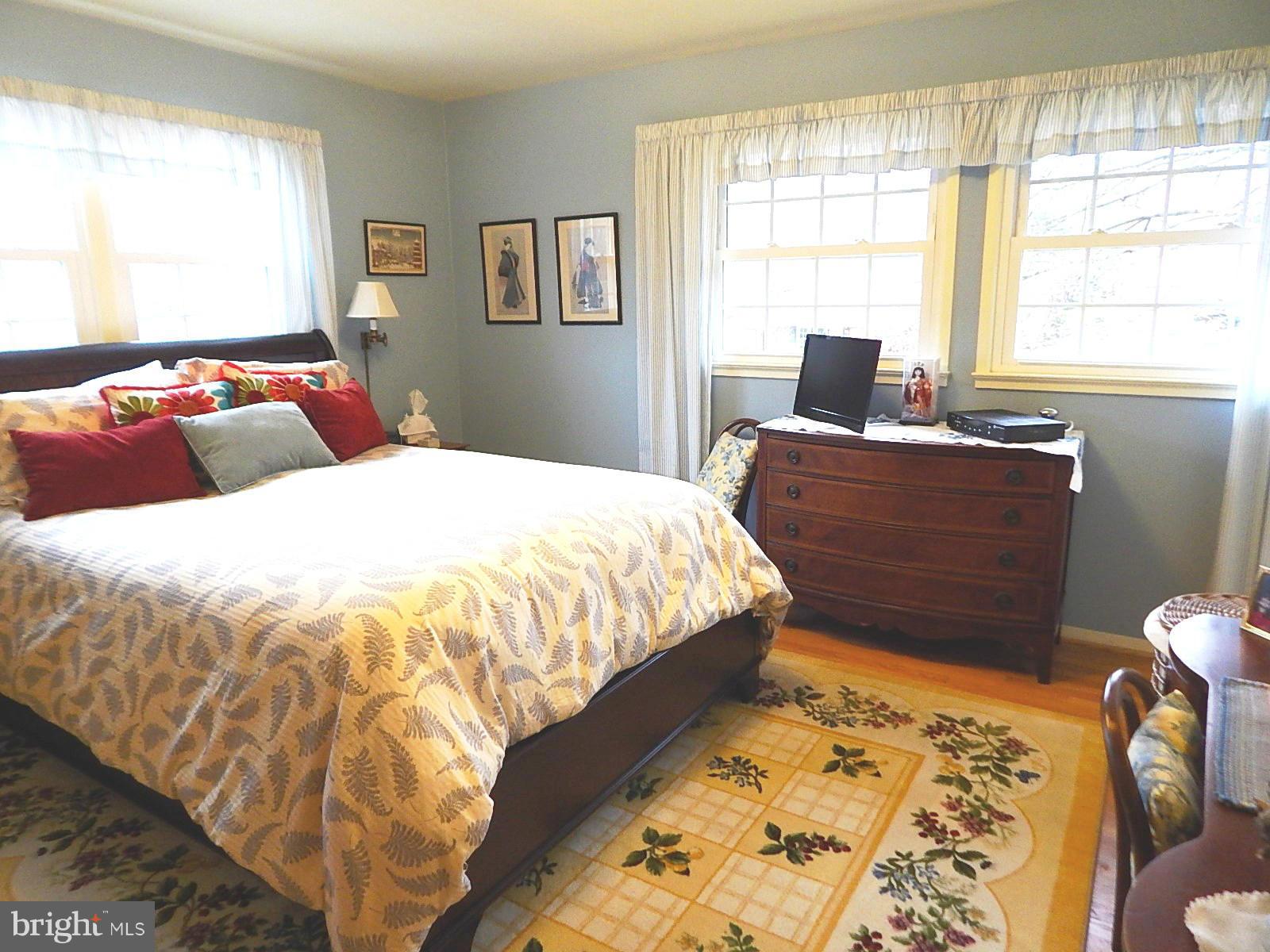 5508 Moultrie Road Springfield, VA 22151 - Photo 12 of 27 Bedroom (Master)
