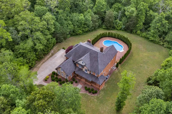 $1,599,000 | 1032 Dogwood Lane, Burns, TN 37029