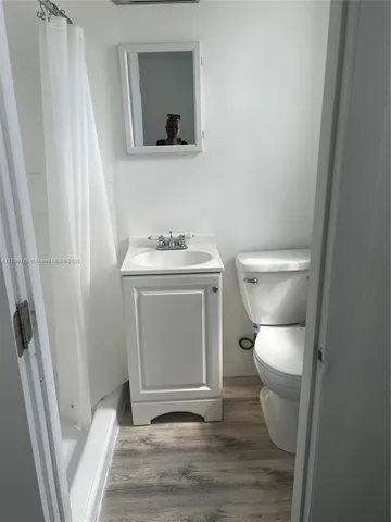 $2,500 | 1608 Drexel Avenue, Unit 18, Miami Beach, FL 33139