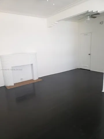 an empty room with a empty space