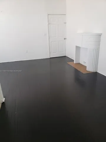 $2,500 | 1608 Drexel Avenue, Unit 18, Miami Beach, FL 33139