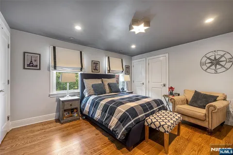 $989,000 | 700 Gallows Hill Road, Cranford, NJ 07016