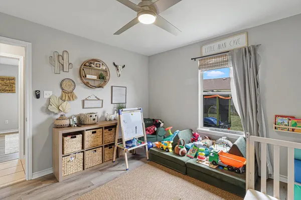 $2,100 | 5725 Ventura Lane, Corpus Christi, TX 78417