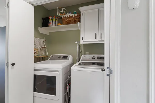 $2,100 | 5725 Ventura Lane, Corpus Christi, TX 78417