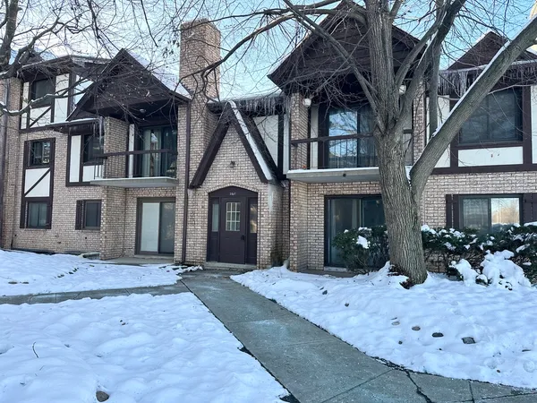 $152,000 | 2807 Glenwood Lansing Road, Unit 212, Lynwood, IL 60411