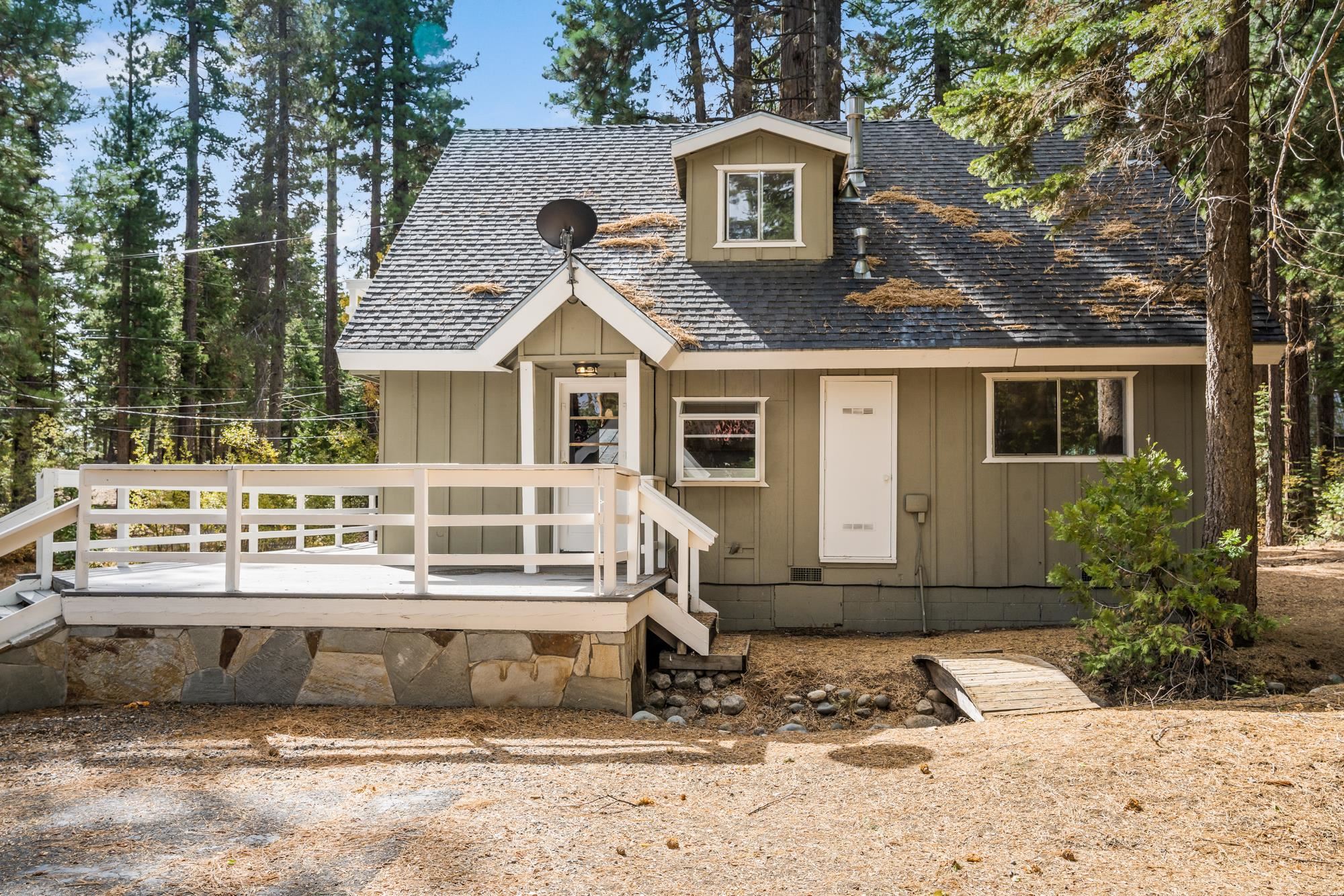 415 Nightingale Road Carnelian Bay, CA 96140 - Photo 3 of 21