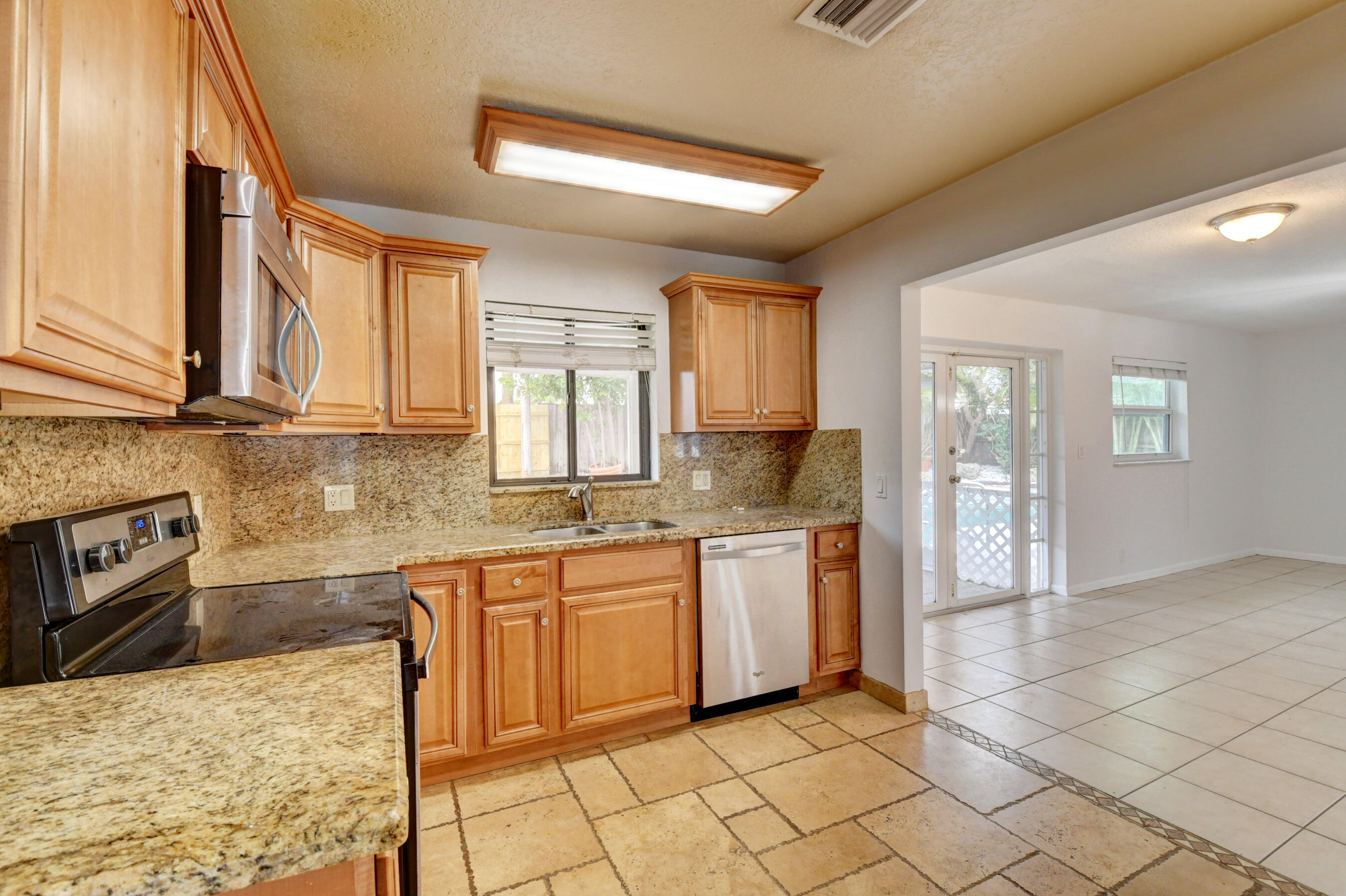 4163 Northwest 2nd Court Boca Raton, FL 33431 - Photo 13 of 53 43_dsc_8564_5_6_7_8