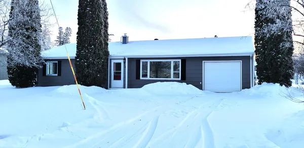 $150,000 | 412 East Hamilton, Baudette, MN 56623