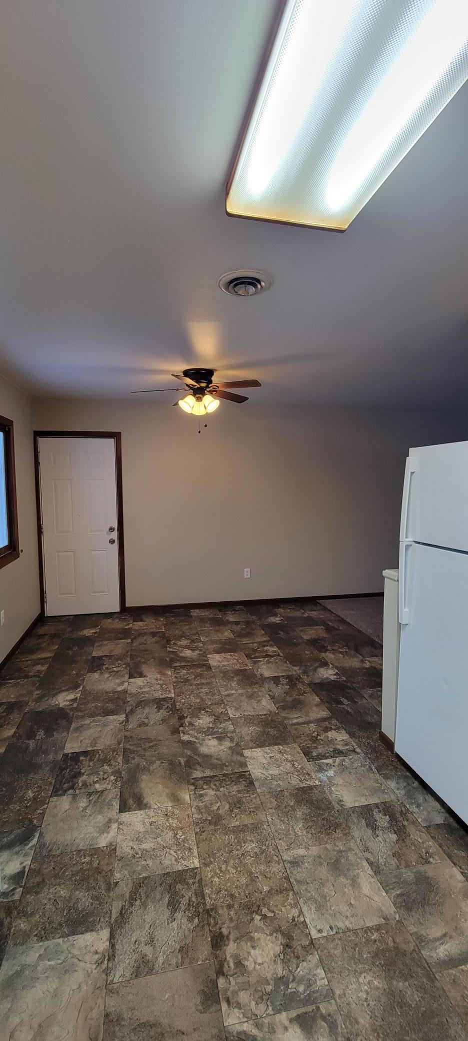 412 East Hamilton Baudette, MN 56623 - Photo 8 of 19