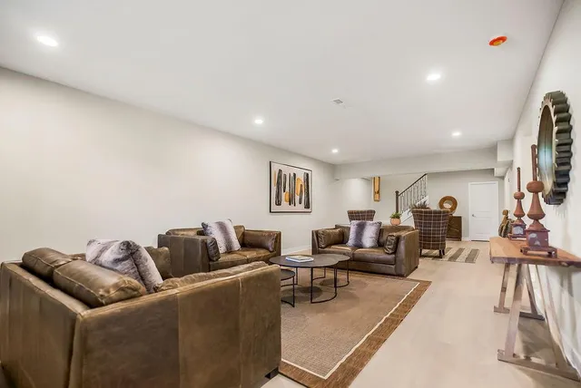 $575,000 | 6143 Park Street, Shawnee, KS 66216