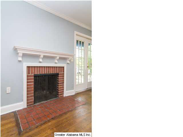 310 Gaineswood Road Birmingham, AL 35209 - Photo 9 of 32