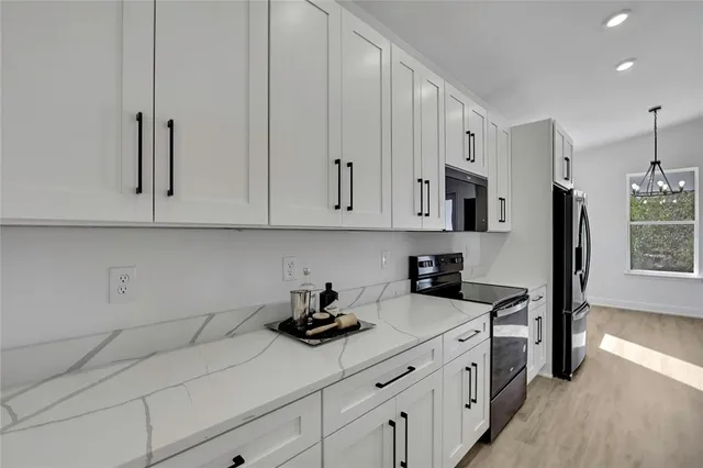 $419,900 | 6513 Owl Road, Weeki Wachee, FL 34613