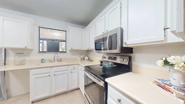 $2,100 | 616 Bowers Lane, St. Augustine, FL 32080