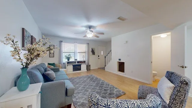 $2,100 | 616 Bowers Lane, St. Augustine, FL 32080