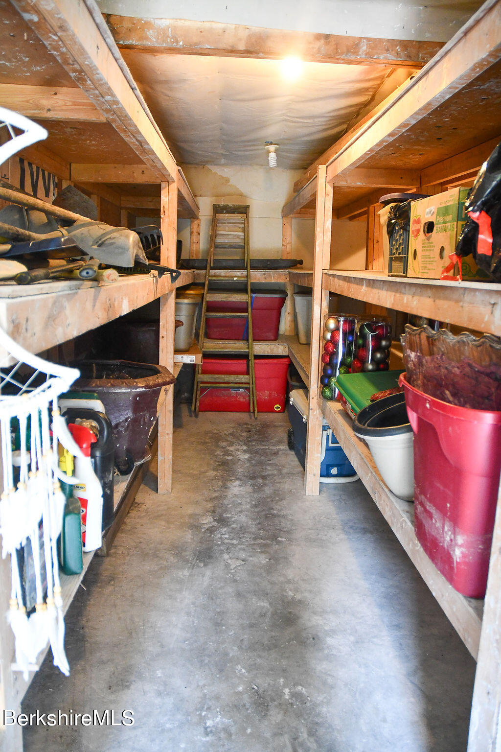 1600 Pleasant Street Lee, MA 01260 - Photo 34 of 37 DSC_7758