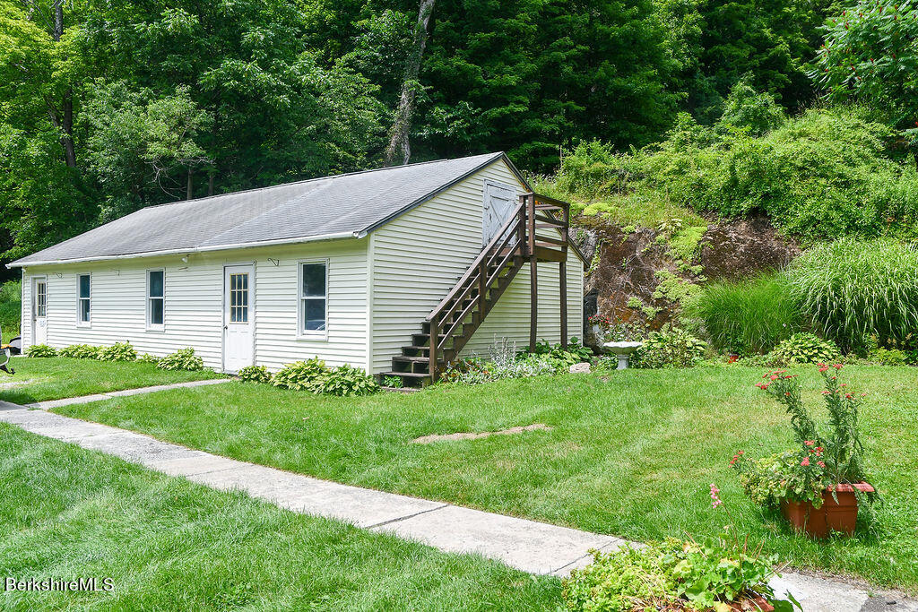 1600 Pleasant Street Lee, MA 01260 - Photo 5 of 37 DSC_7770