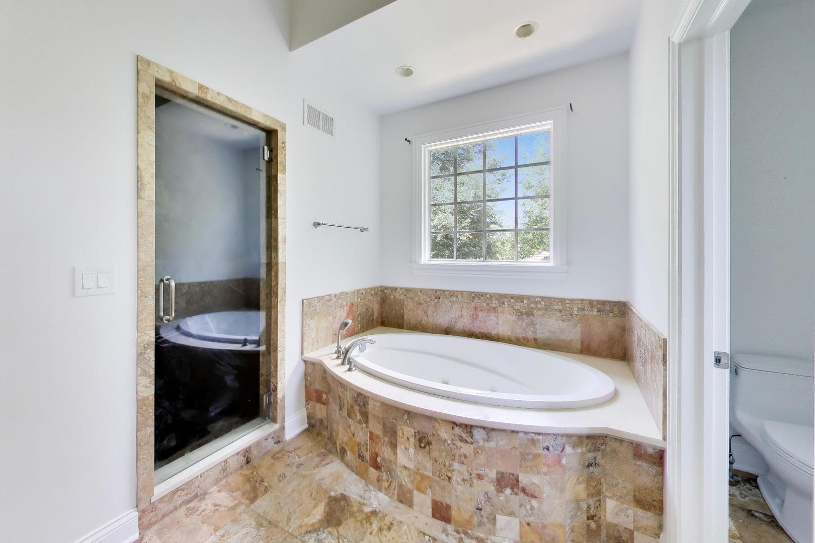 73 Locust Road Winnetka, IL 60093 - Photo 19 of 44