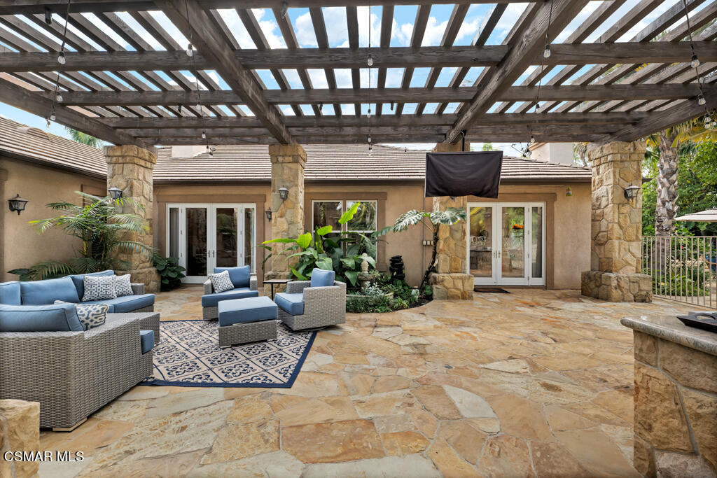 1776 Corte Jubilo Camarillo, CA 93012 - Photo 47 of 74 1776 Corte Jubilo- HsHProd-42