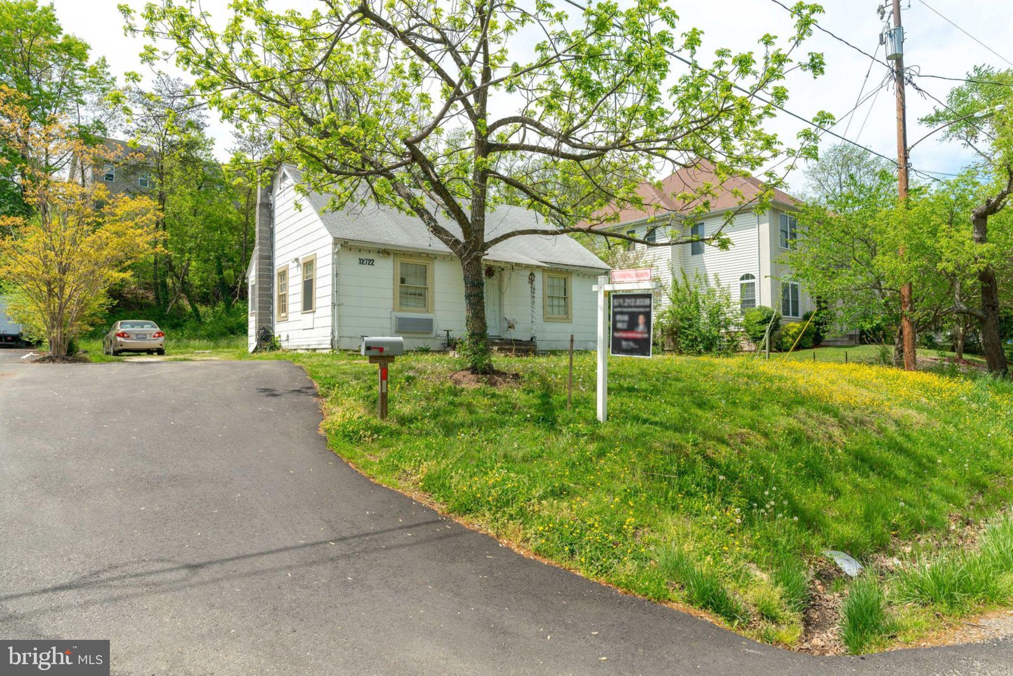 Cute home in great location