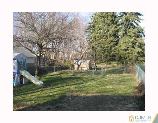 214 Georges Road Dayton, NJ 08810 - Photo 5 of 6 Gallery Image 5