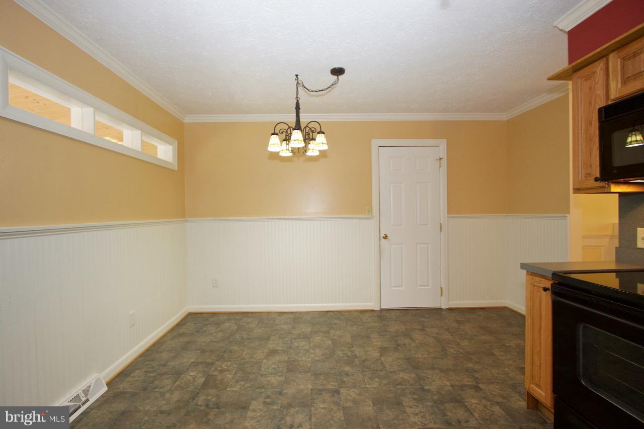 1402 North Stepney Road Aberdeen, MD 21001 - Photo 12 of 24 Kitchen