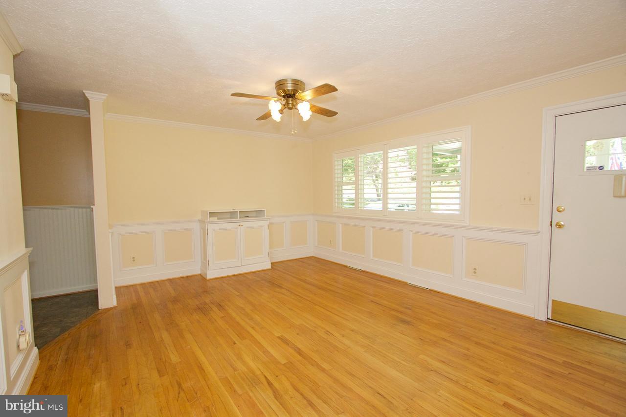1402 North Stepney Road Aberdeen, MD 21001 - Photo 3 of 24 Family Room