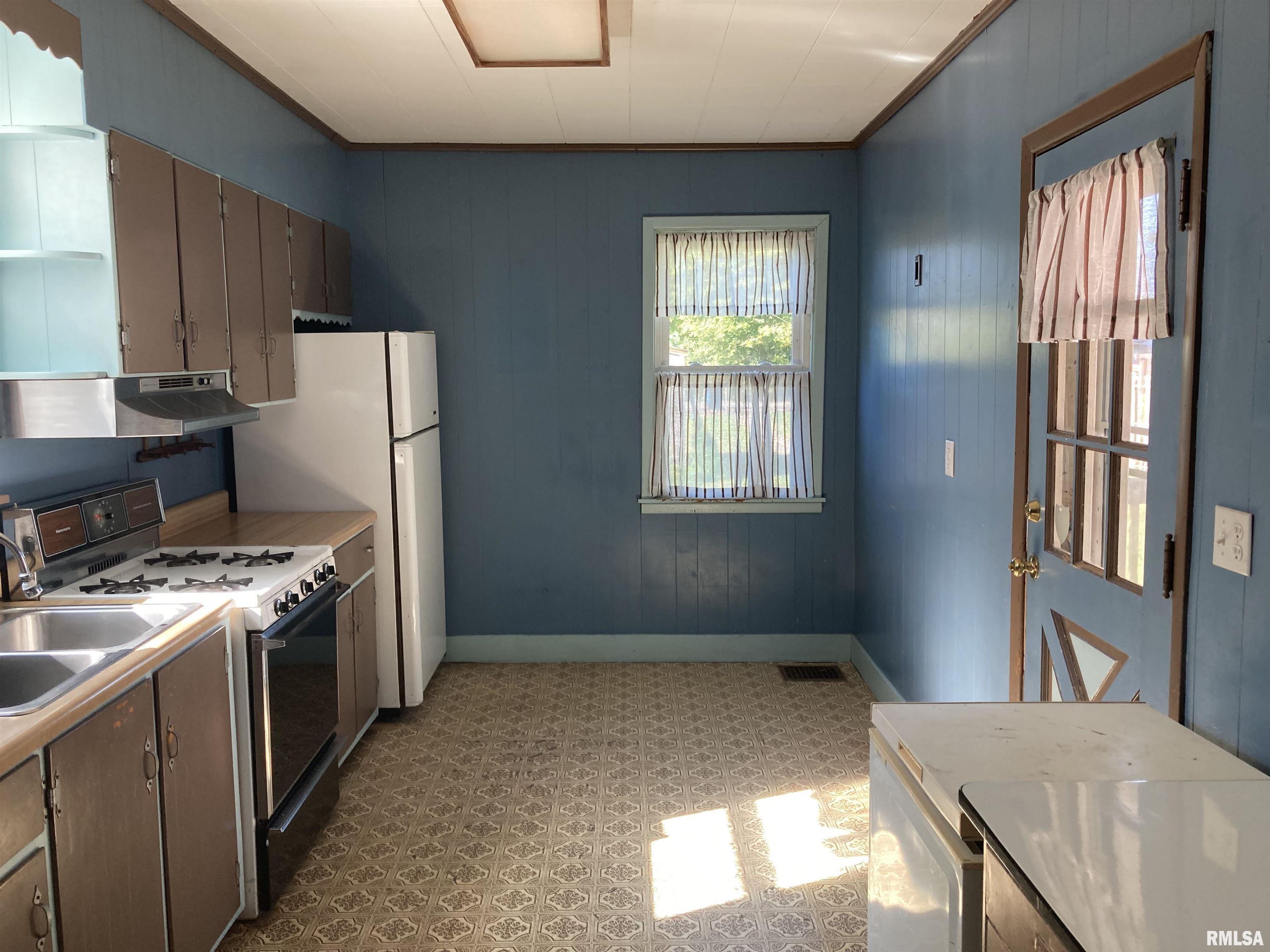 421 West Reynolds Street Springfield, IL 62702 - Photo 9 of 17