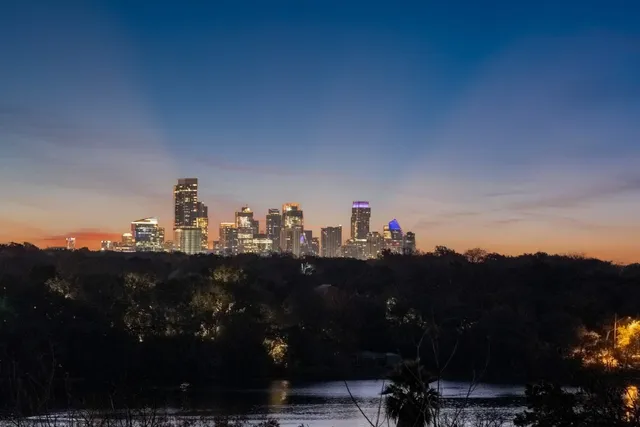 $6,950,000 | 2007 Lakeshore Drive, Austin, TX 78746