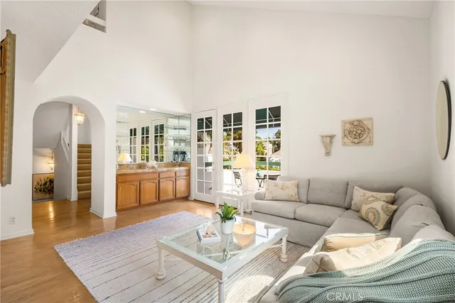 $1,299,000 | 19412 Pompano Lane, Unit 106, Huntington Beach, CA 92648