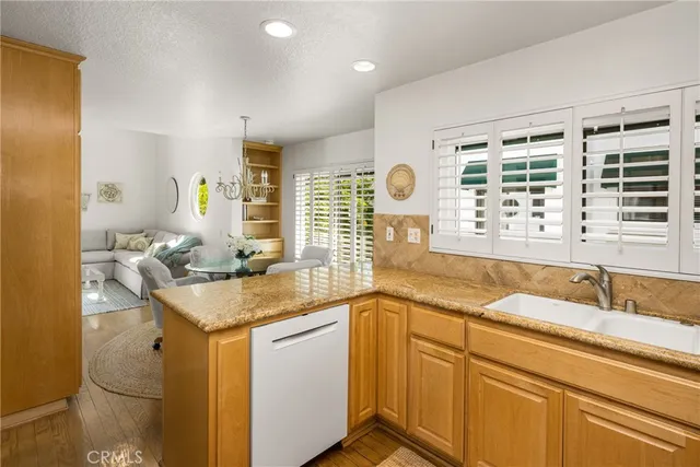 $1,299,000 | 19412 Pompano Lane, Unit 106, Huntington Beach, CA 92648