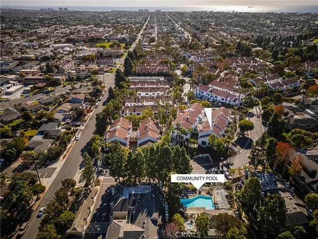 $1,299,000 | 19412 Pompano Lane, Unit 106, Huntington Beach, CA 92648