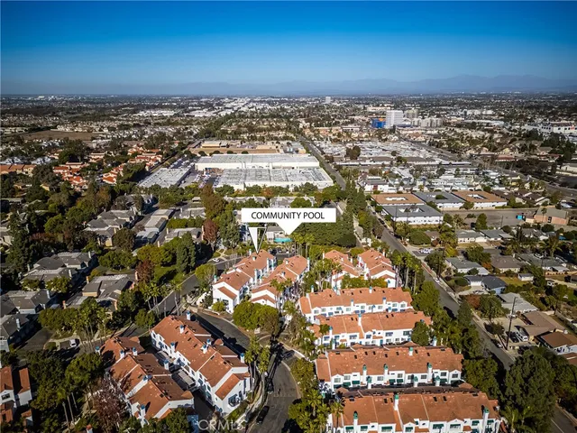 $1,299,000 | 19412 Pompano Lane, Unit 106, Huntington Beach, CA 92648