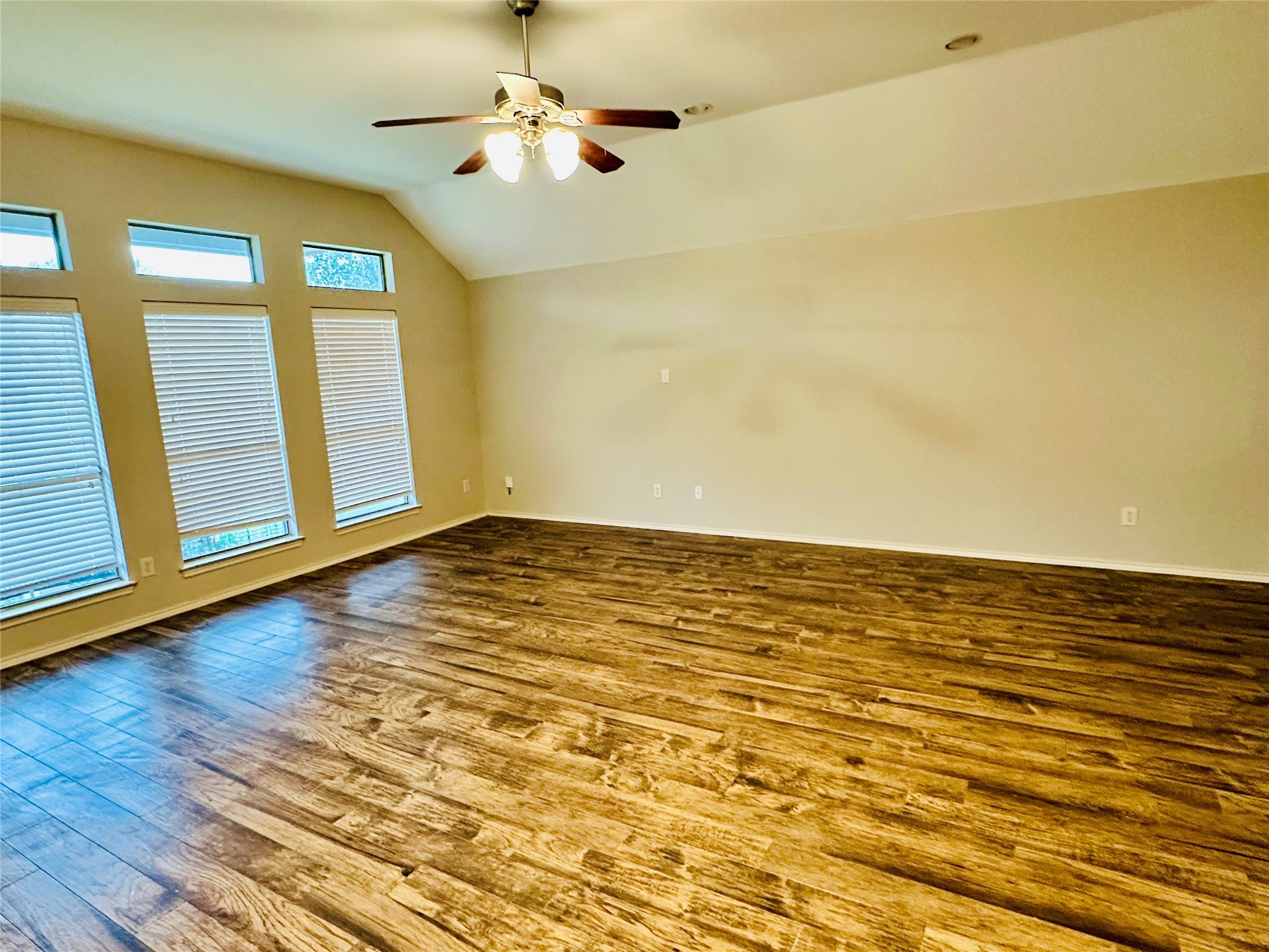 5643 Walnut Glen Lane Rosenberg, TX 77471 - Photo 27 of 35 a view of an ocean & kitchen
