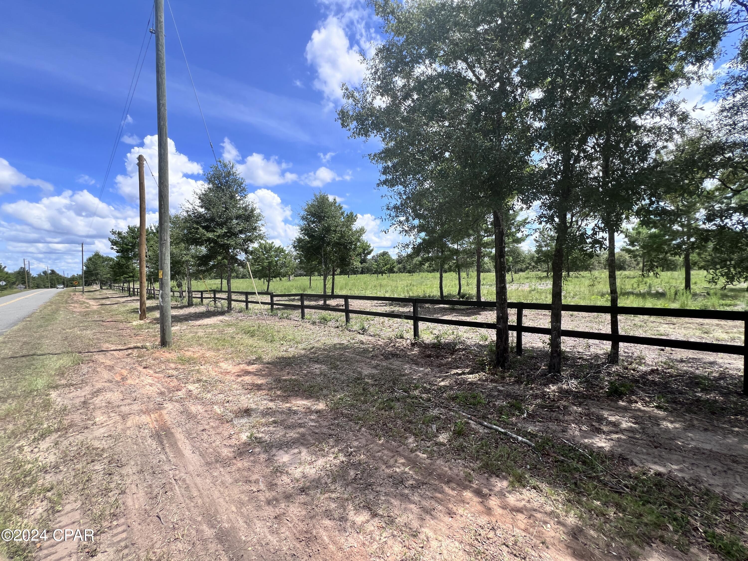 3219 Holmes Valley Road Vernon, FL 32462 - Photo 25 of 26 Gallery Image 25