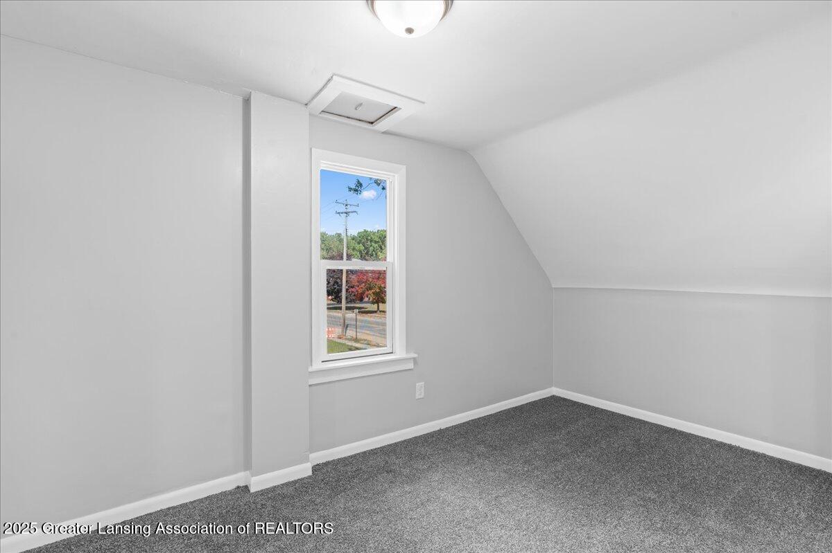 3312 Pleasant Grove Road Lansing, MI 48910 - Photo 22 of 33 Bedroom