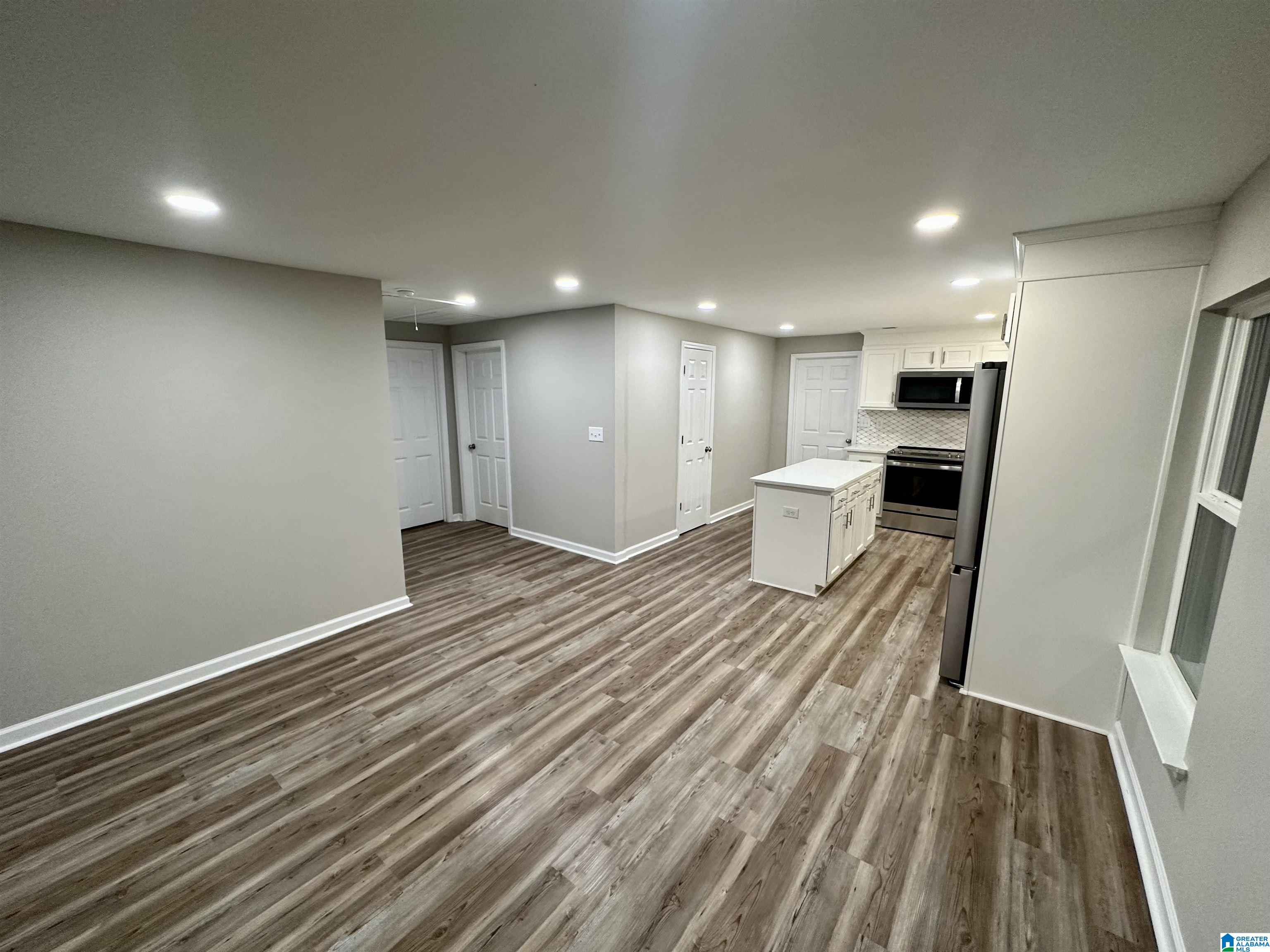 630 Pinewood Drive Bessemer, AL 35023 - Photo 8 of 16