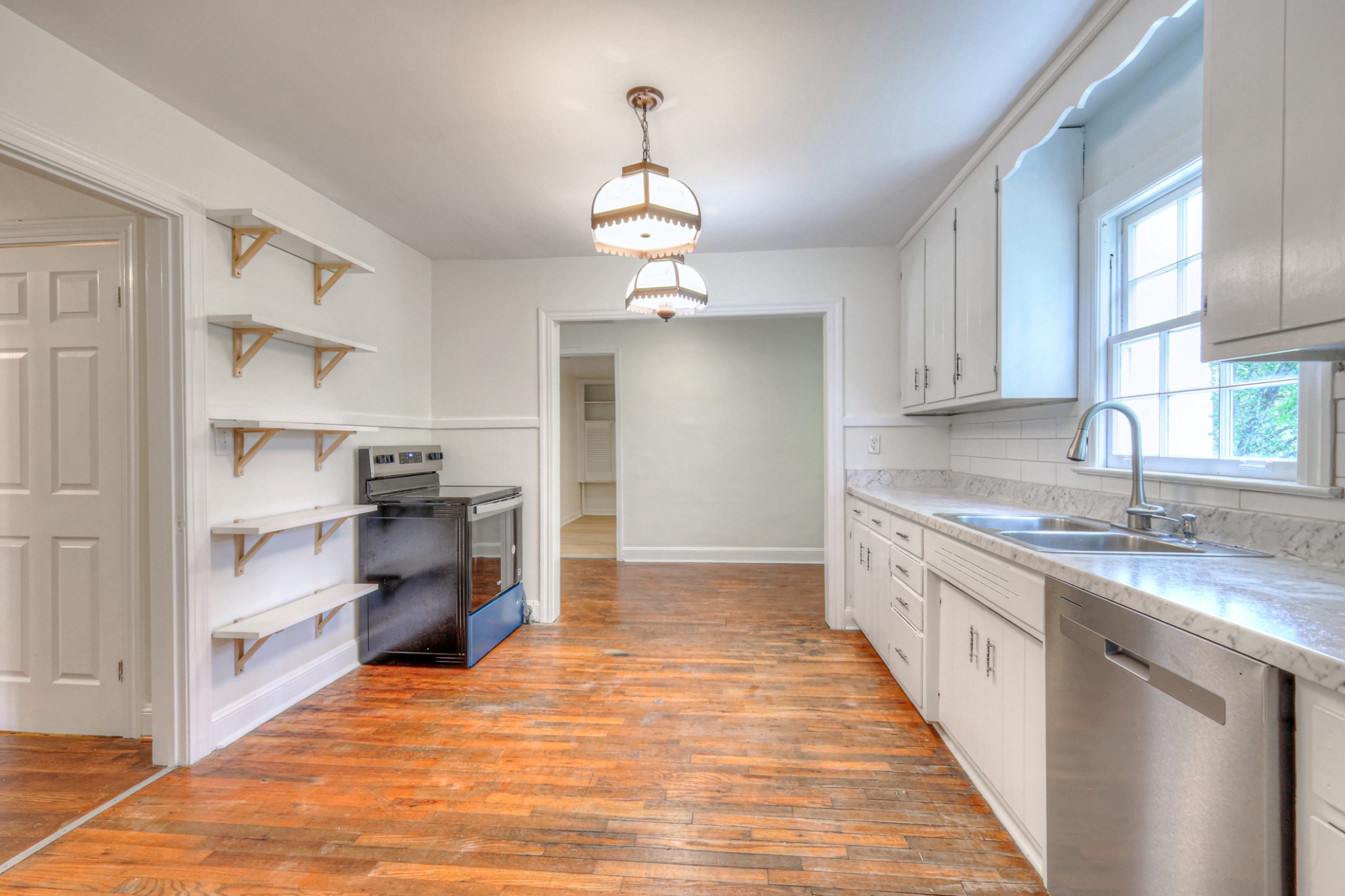 1060 Barnes Road Antioch, TN 37013 - Photo 15 of 39 Gallery Image 15