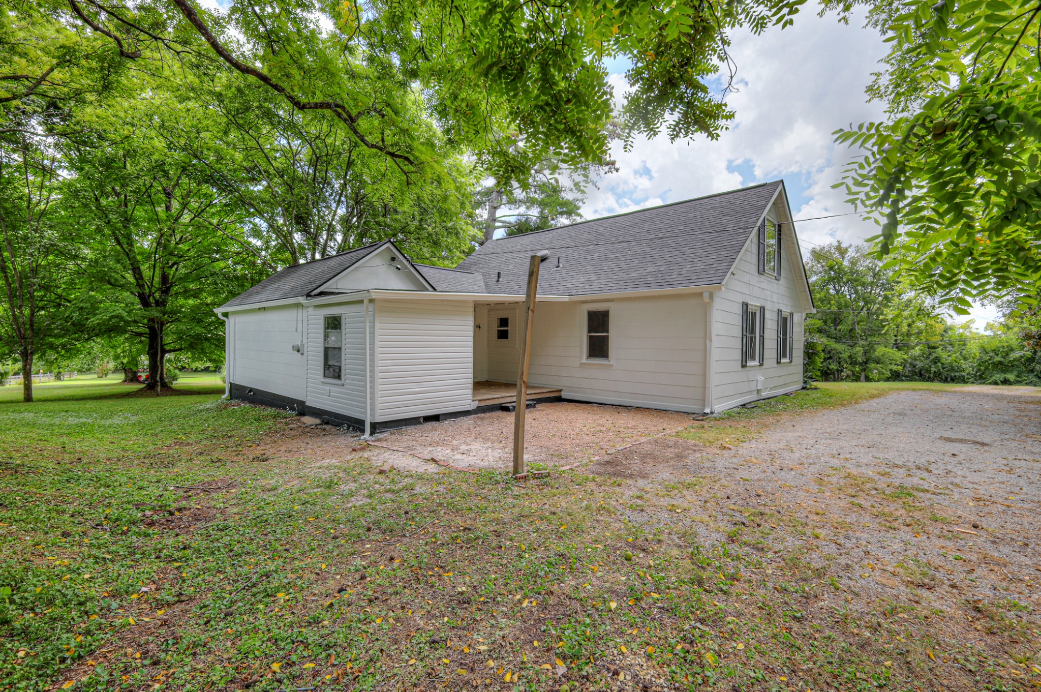 1060 Barnes Road Antioch, TN 37013 - Photo 33 of 39 Gallery Image 33
