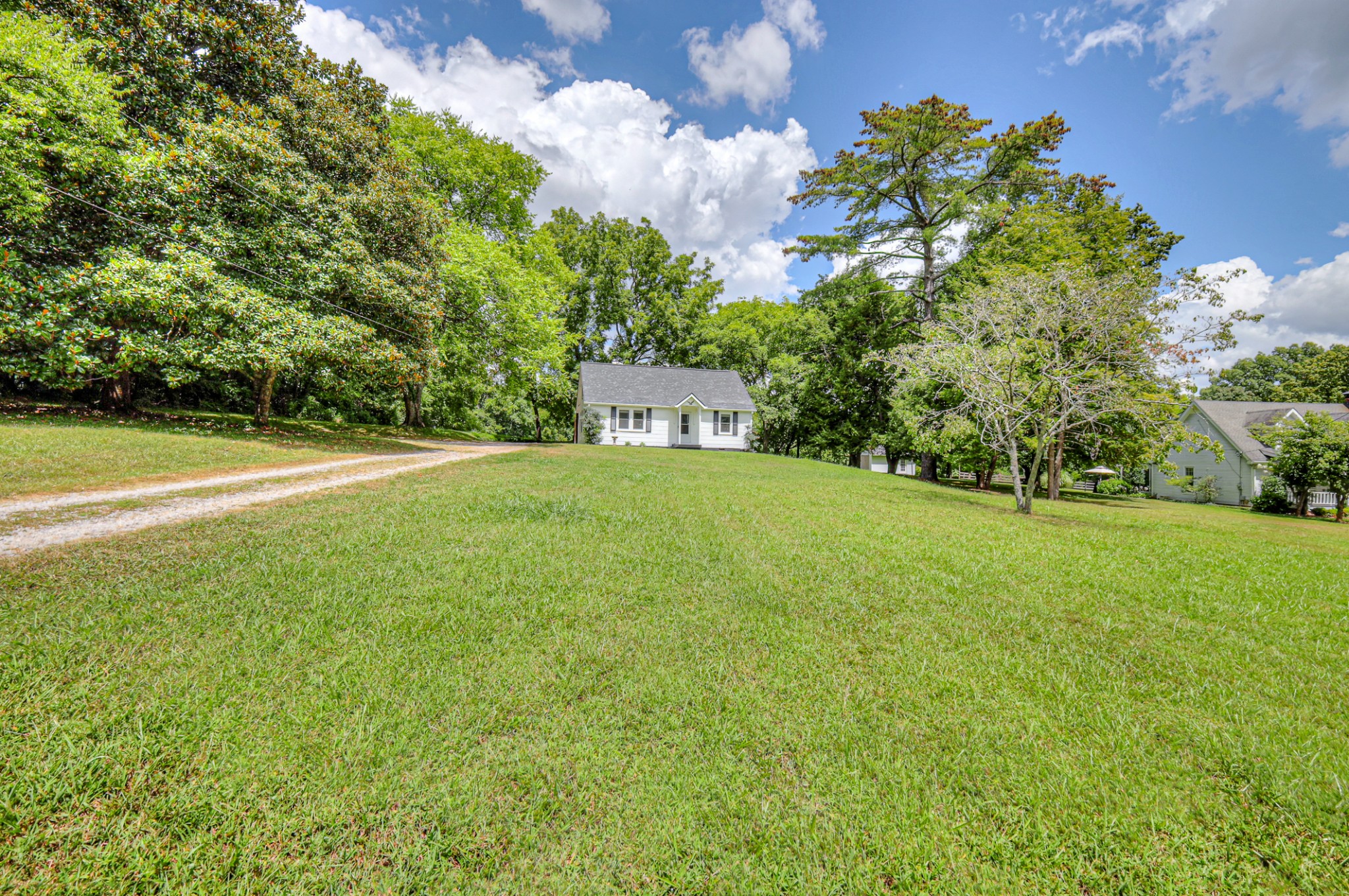 1060 Barnes Road Antioch, TN 37013 - Photo 5 of 39 Gallery Image 5