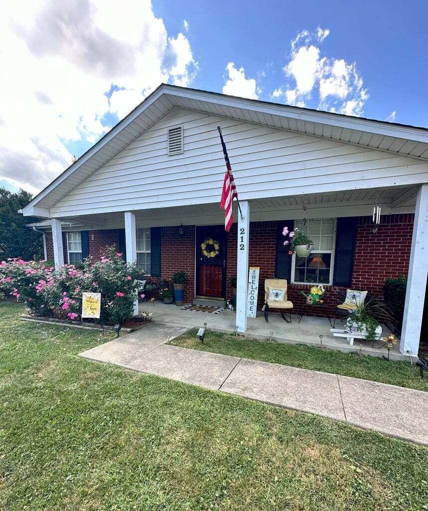 212 Ballard Road Berea, KY 40403 - Photo 1 of 24 20230913233638546392000000-o