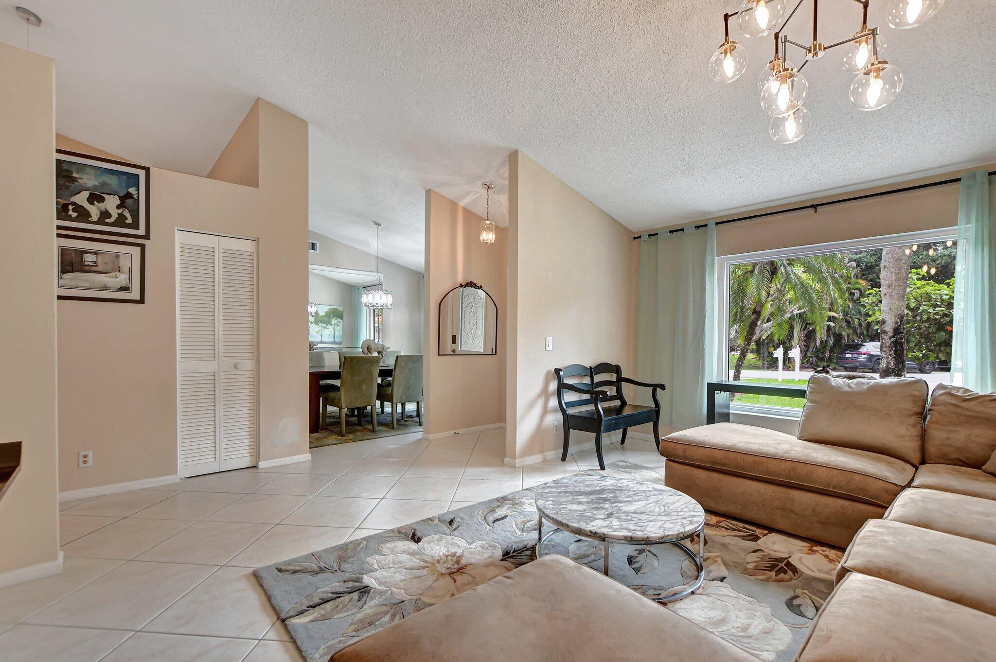 18281 Fresh Lake Way Boca Raton, FL 33498 - Photo 13 of 46 9-web-or-mls-DSC_0086