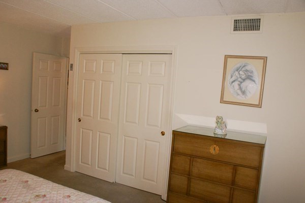 41 Angleside Road, Unit 3 Waltham, MA 02453 - Photo 9 of 29