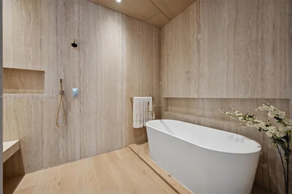 $200,000 | 424 West Rivo Alto Drive, Miami Beach, FL 33139